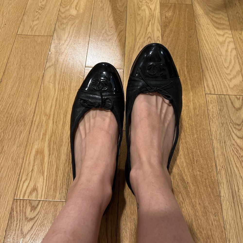 chanel black ballerina flats